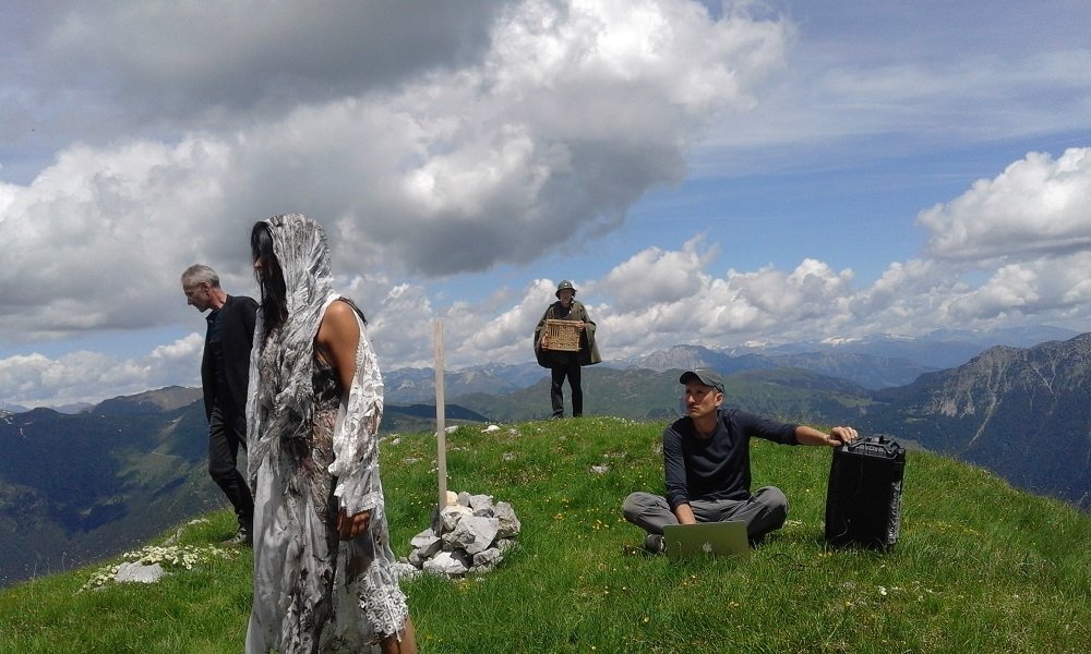 Al momento stai visualizzando Venerdì 8 febbraio a Zoppola la prima teatrale di Ad un passo di Molino Rosencranz