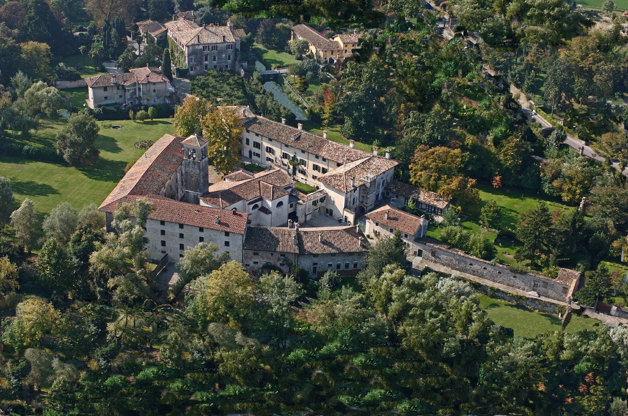 Al momento stai visualizzando Il 19 e il 20 ottobre ai Castelli di Strassoldo in Friuli VG in occasione di “In Autunno: Frutti, Acque e Castelli”