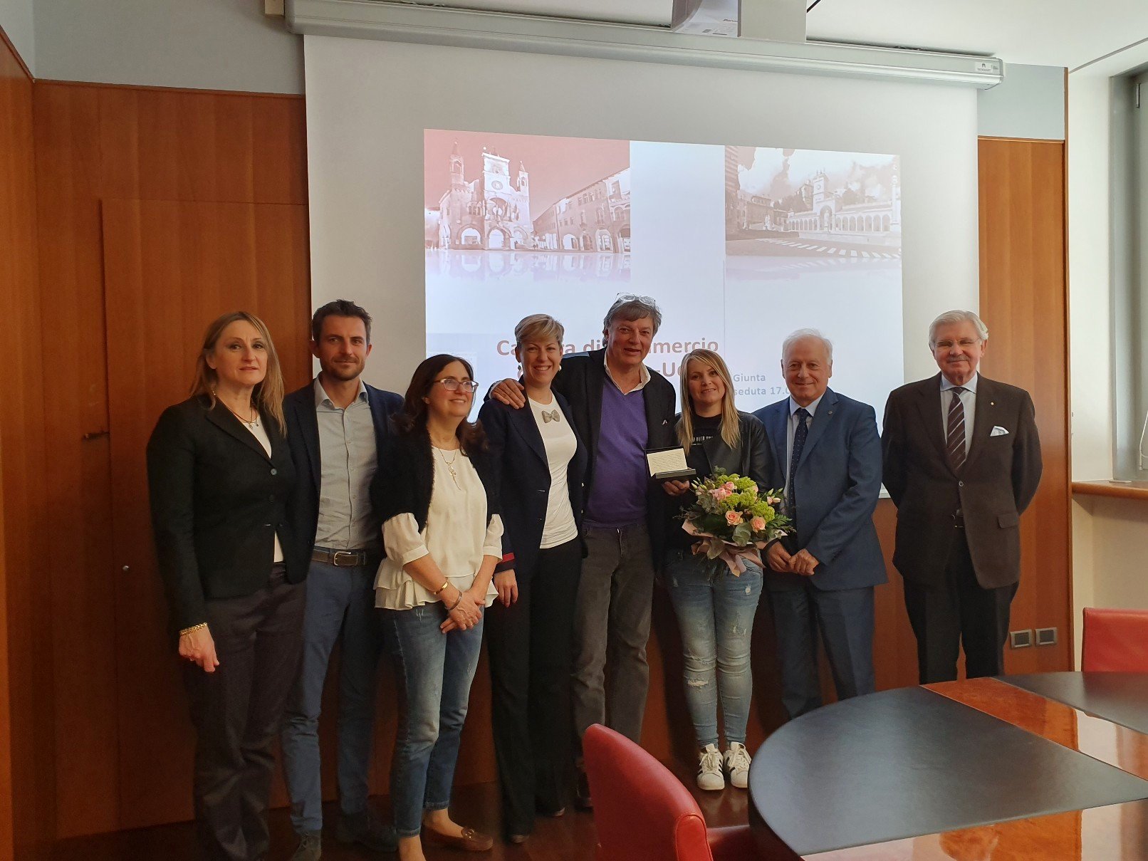 Al momento stai visualizzando A Gloria Clama di Masterchef è stata consegnata l’onorificenza della Camera di commercio Pordenone-Udine