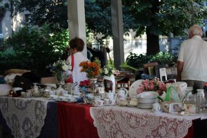 Al momento stai visualizzando Mercoledì 22 maggio mercatino dell’antiquariato e dell’usato mostra mercato Udin Disore