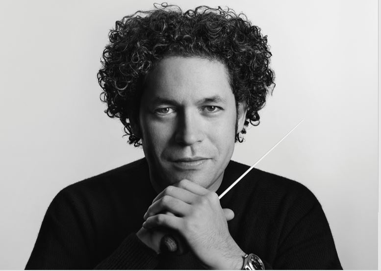 Al momento stai visualizzando Gustavo Dudamel il 12 dicembre al Giovanni da Udine dirige l’Orchestra dell’Accademia Nazionale di Santa Cecilia