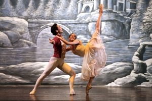 Scopri di più sull'articolo Grande danza il 7 dicembre al teatro della Corte di Osoppo con Lo Schiaccianoci della compagnia di Raffale Paganini