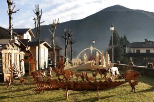 Scopri di più sull'articolo Borghi e Presepi a Sutrio: dal 20 dicembre al 6 gennaio rassegna en plein air fra i monti della Carnia, in Friuli Venezia Giulia