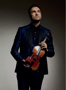 Scopri di più sull'articolo La stella internazionale del violino Stefan Milenkovich e la FVG Orchestra sabato 7 agosto in concerto al Castello di Udine per Nei Suoni dei Luoghi