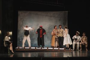Scopri di più sull'articolo “Il teatro comico” di Goldoni apre in prima regionale lunedì 22 novembre la stagione al Comunale di Gradisca d’Isonzo. Protagonista Giulio Scarpati
