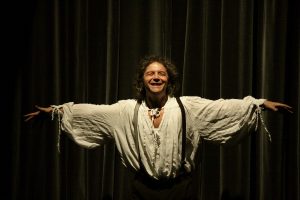 Scopri di più sull'articolo “Icaro”, lo storico spettacolo di Daniele Finzi Pasca, il 4 e 5 maggio al Teatro Verdi di Pordenone in esclusiva regionale e per il Nordest
