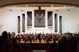 Scopri di più sull'articolo Concerto di Natale dei Giovani Musicisti Veneti giovedì 8 dicembre a Treviso e il 17 a Tribano (PD). In programma musiche di Caccini, Bizet, Elgar, Beethoven, Gluck e brani natalizi