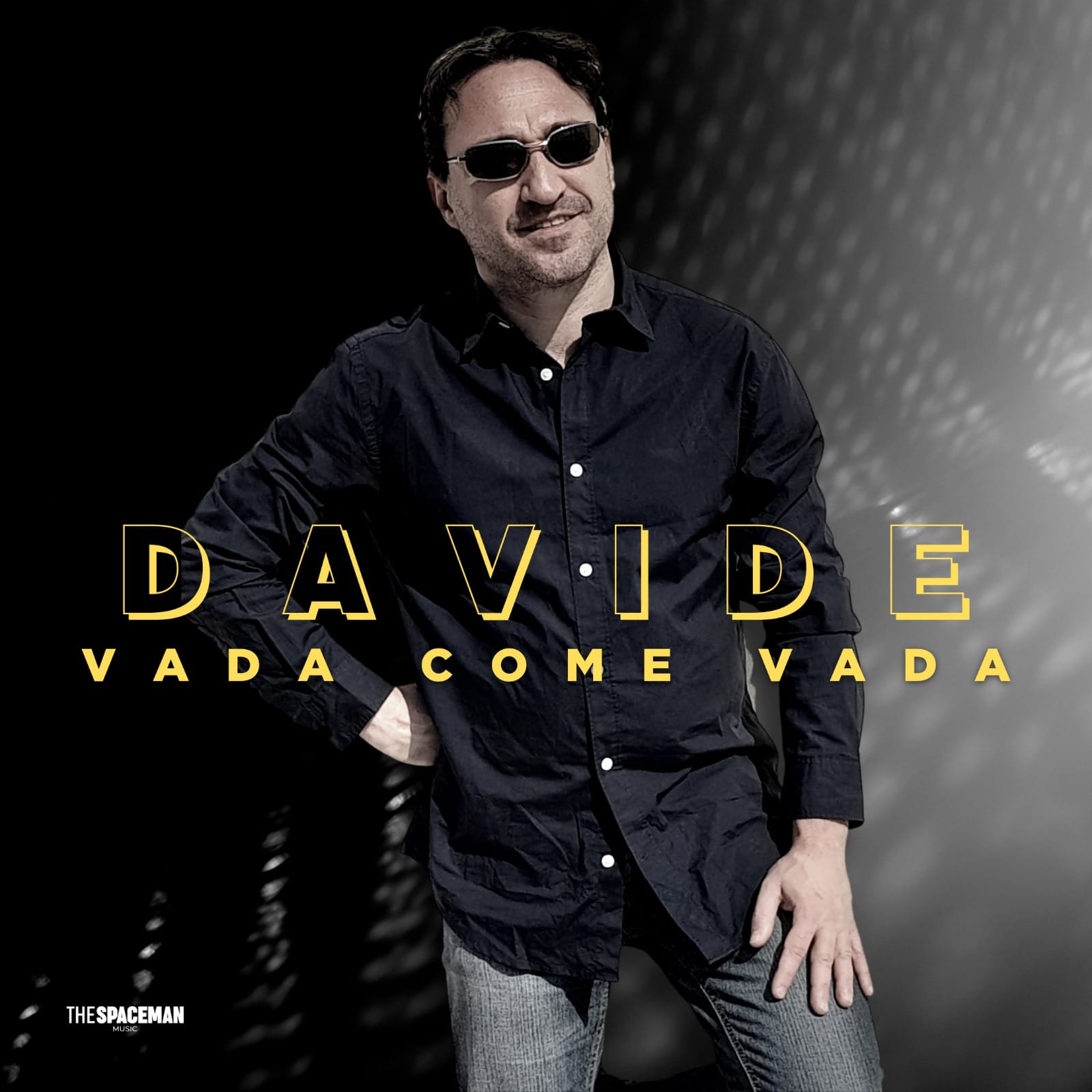 Al momento stai visualizzando Sorpresa Davide: esordio da diecimila ascolti! Convince ed emoziona il suo primo singolo “Vada come vada”